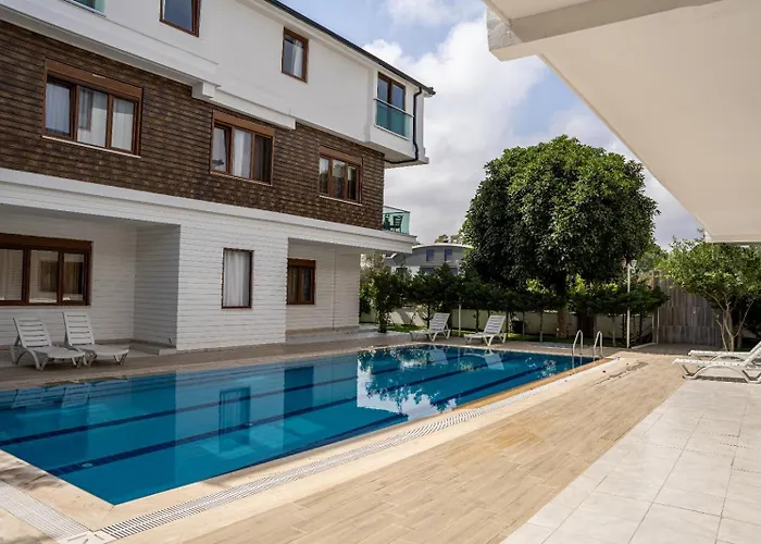Lara Breeze Homes * 安塔利亚