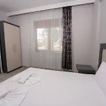아파트 Lara Breeze Homes
