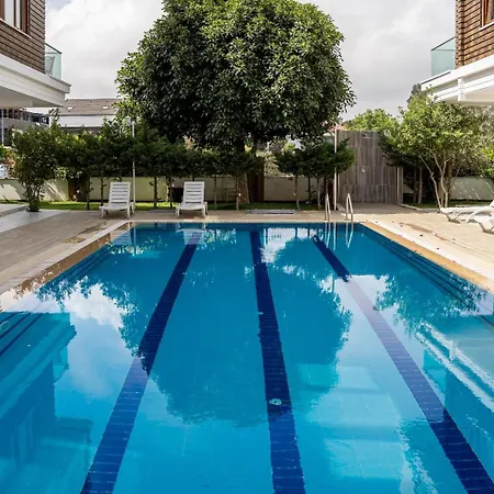 Lara Breeze Homes