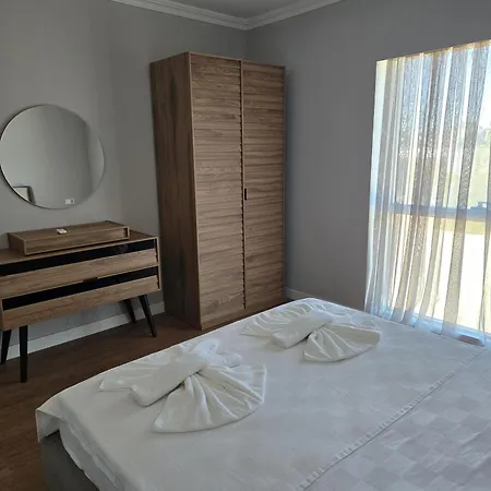 Lara Breeze Homes