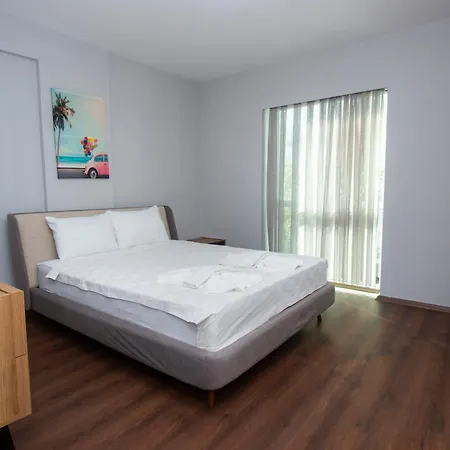 Apartment Lara Breeze Homes