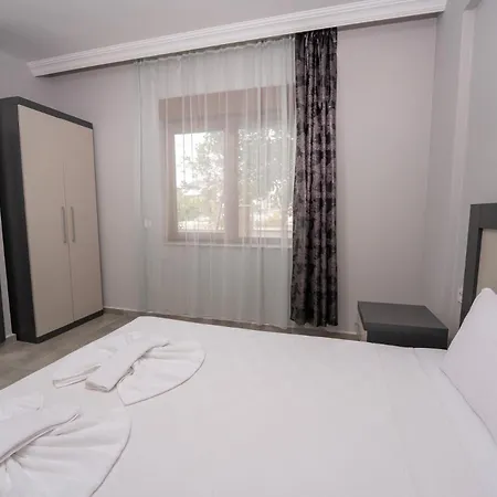 Apartment Lara Breeze Homes