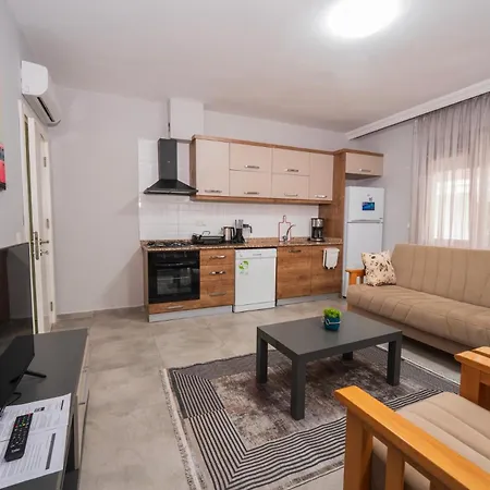Apartment Lara Breeze Homes