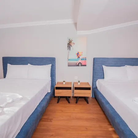 Lara Breeze Homes Apartman *