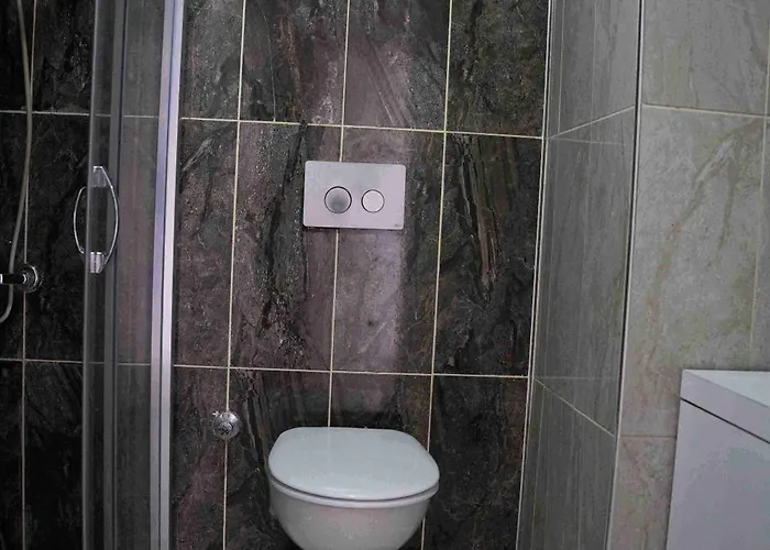 Lara Breeze Homes *
