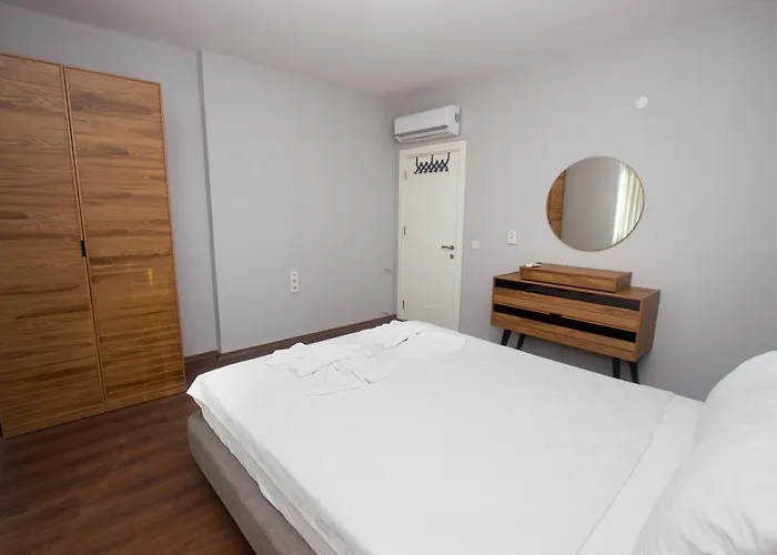 Lara Breeze Homes Апартаменты